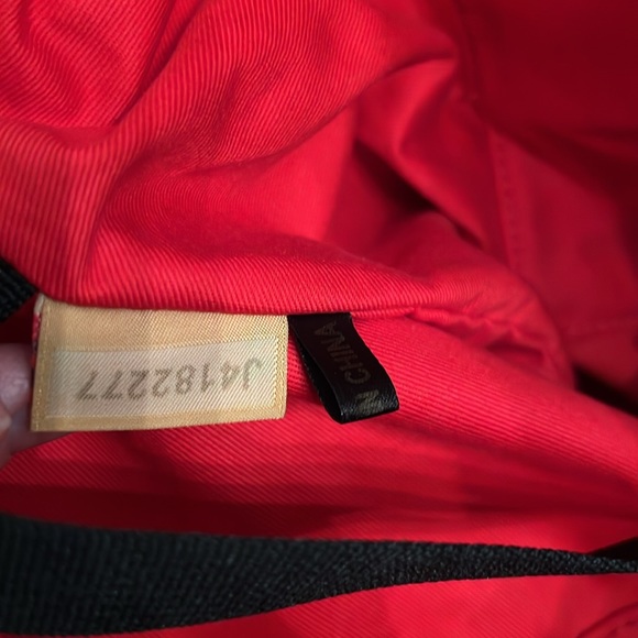 Dooney & Bourke soft leather tote with/Serial # - Picture 9 of 13